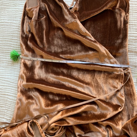 Vince Panné Wrap Dress in Rose Gold Size Small - Picture 14 of 14